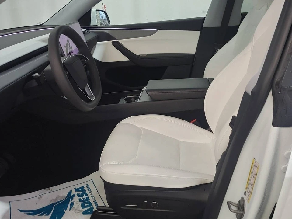 2026 Tesla Model Y - Image 6 of 12