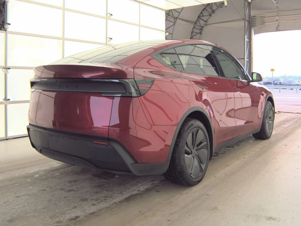 2026 Tesla Model Y - Image 2 of 10
