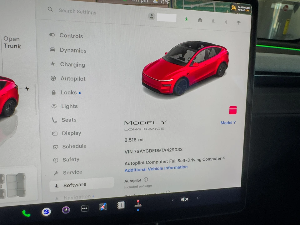 2026 Tesla Model Y - Image 22 of 31