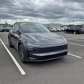 2026 Tesla Model Y Long Range Sport Utility 4D