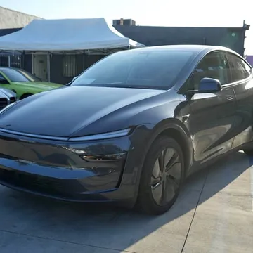 2026 Tesla Model Y Long Range