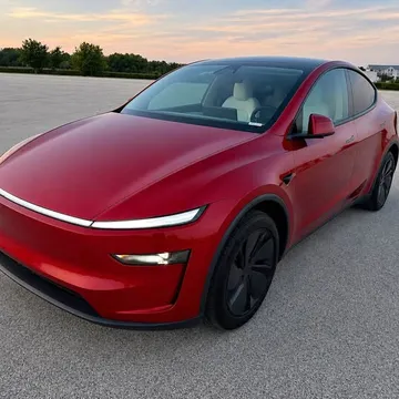 2026 Tesla Model Y Long Range Premium RWD