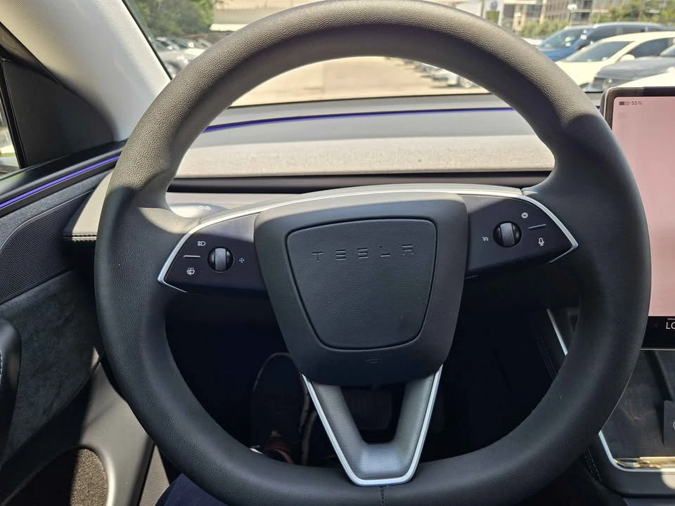 2026 Tesla Model Y - Image 14 of 14