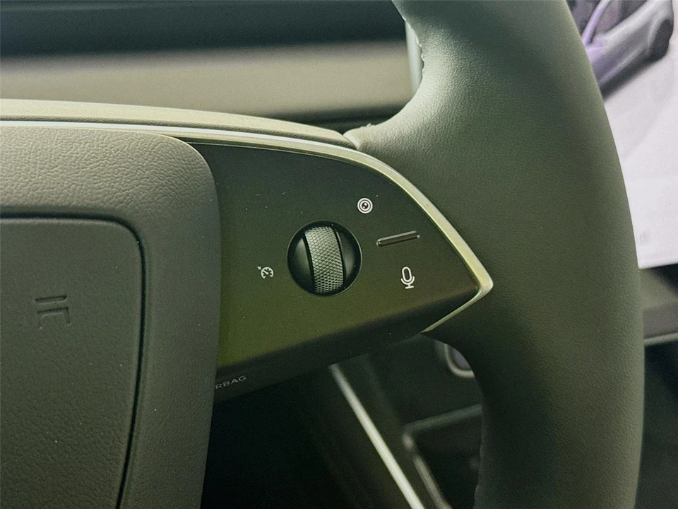2026 Tesla Model Y - Image 7 of 14