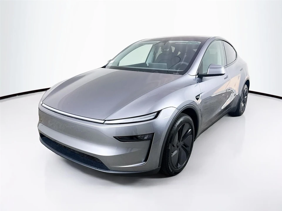 2026 Tesla Model Y - Image 3 of 14