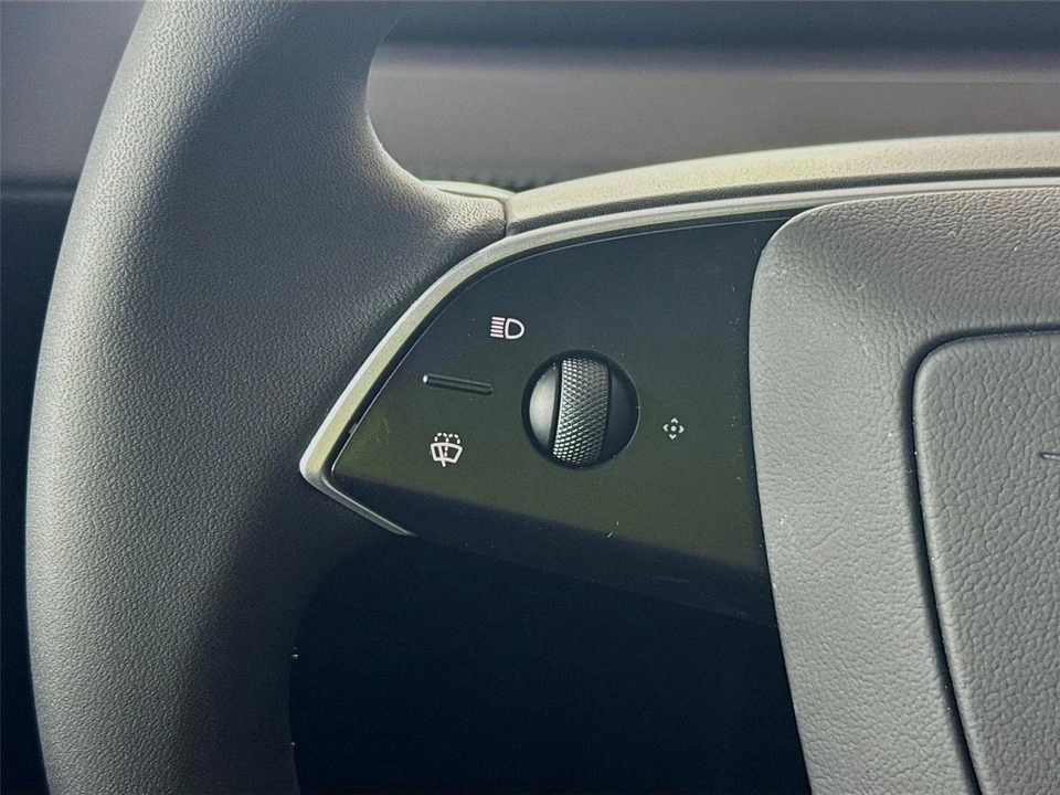 2026 Tesla Model Y - Image 6 of 14