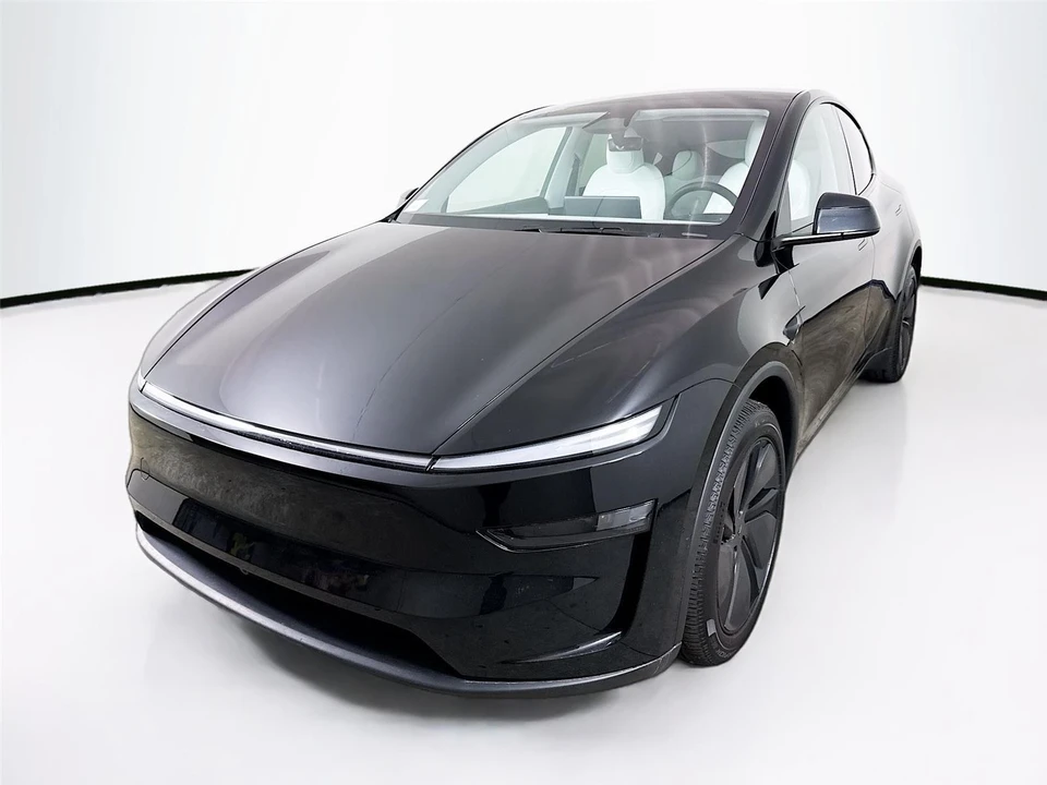 2026 Tesla Model Y - Image 3 of 14