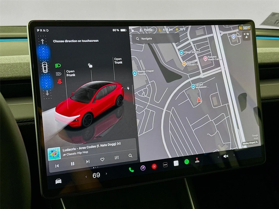 2026 Tesla Model Y - Image 12 of 21