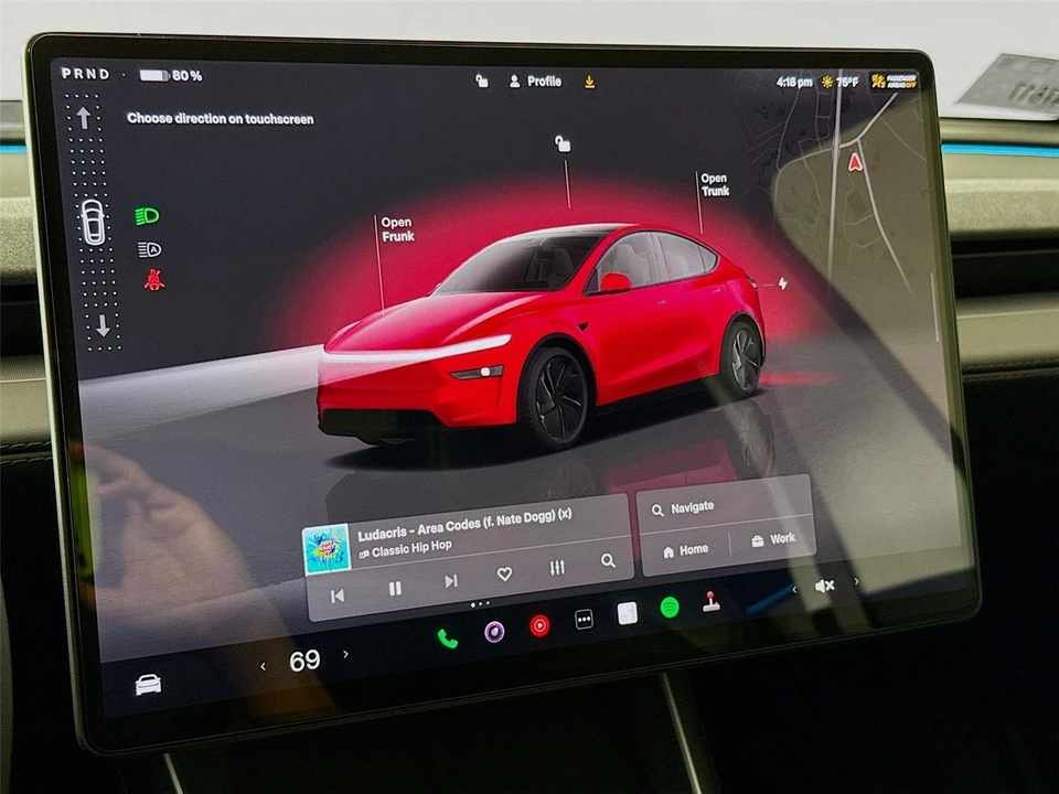 2026 Tesla Model Y - Image 10 of 21