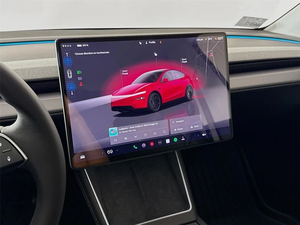 2026 Tesla Model Y - Image 9 of 21