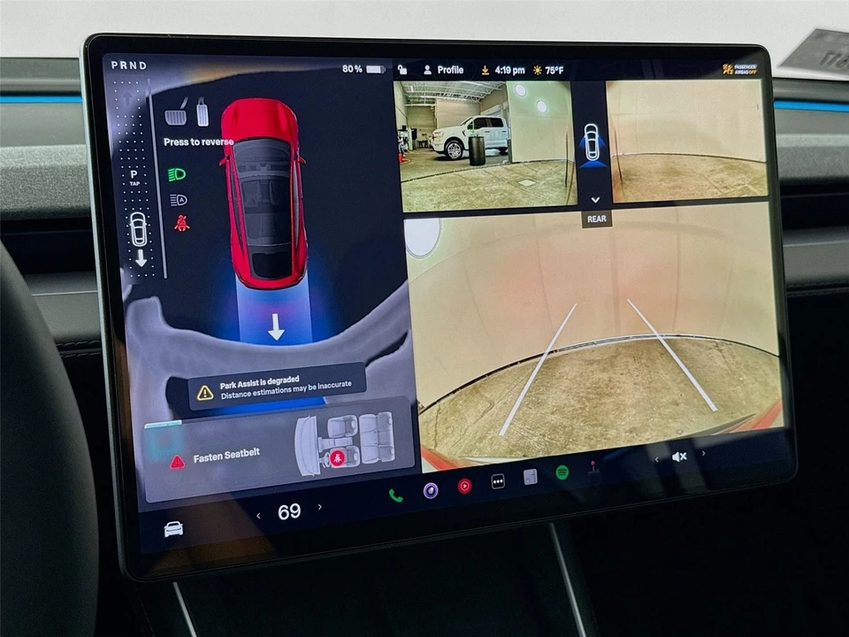 2026 Tesla Model Y - Image 11 of 21