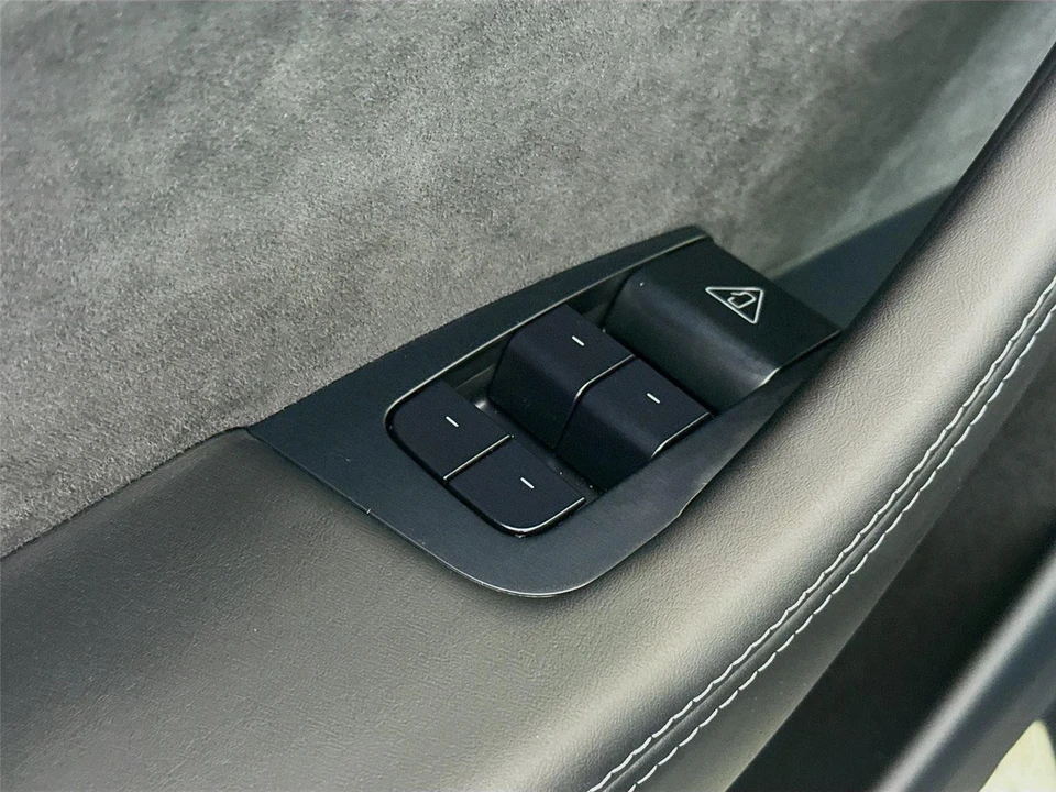 2026 Tesla Model Y - Image 12 of 21