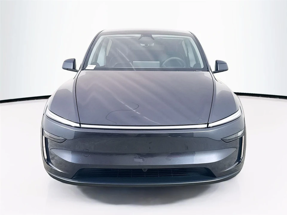 2026 Tesla Model Y - Image 2 of 21