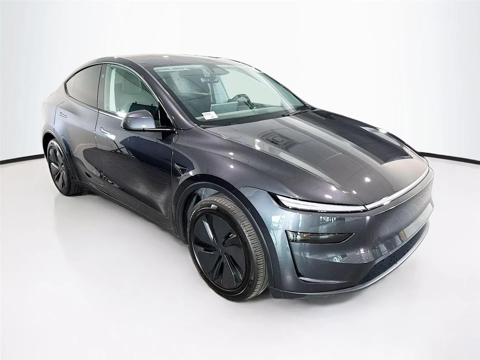 2026 Tesla Model Y - Image 7 of 14