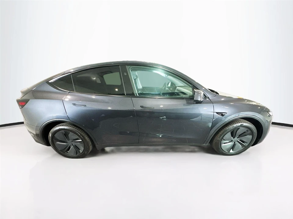 2026 Tesla Model Y - Image 6 of 14