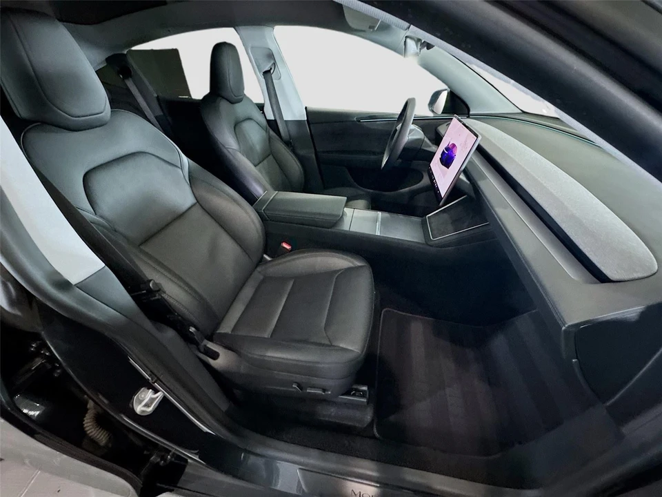 2026 Tesla Model Y - Image 21 of 21