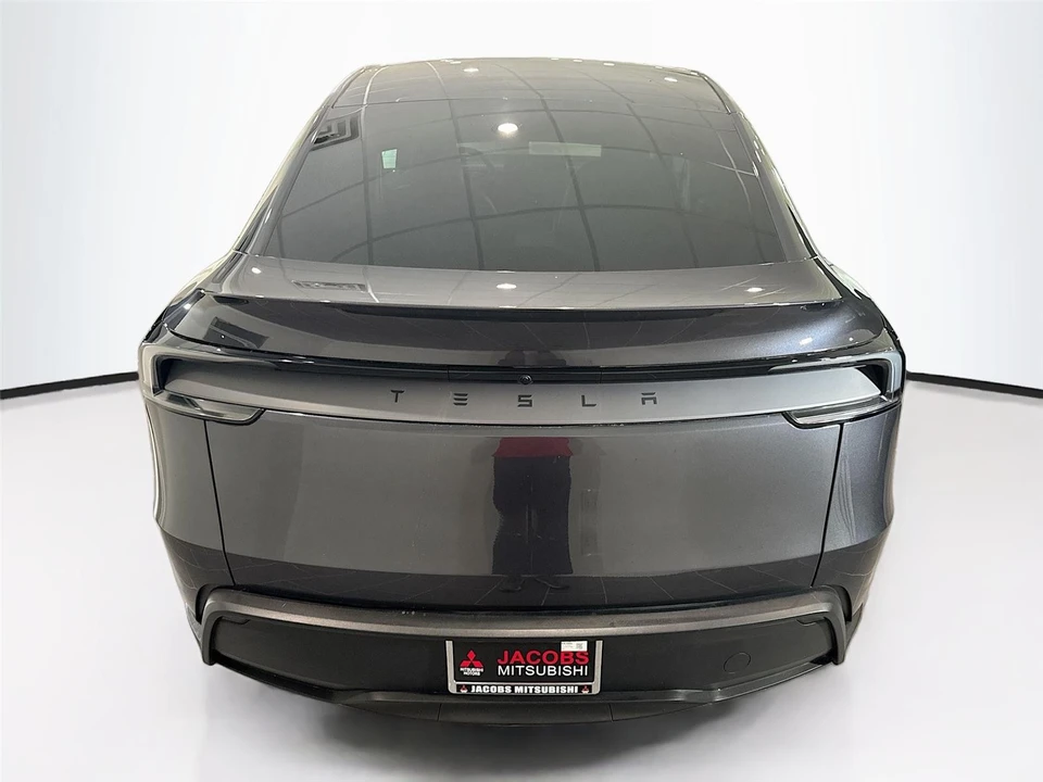 2026 Tesla Model Y - Image 4 of 14