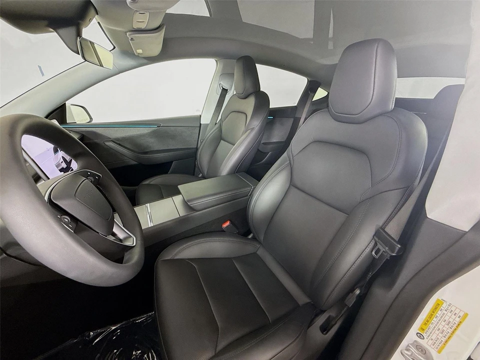 2026 Tesla Model Y - Image 2 of 21