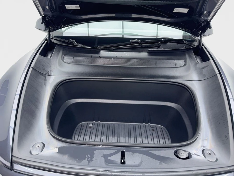 2026 Tesla Model Y - Image 12 of 12