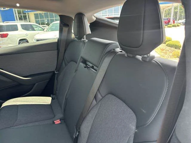 2026 Tesla Model Y - Image 8 of 20