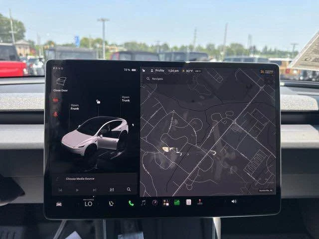 2026 Tesla Model Y - Image 5 of 20