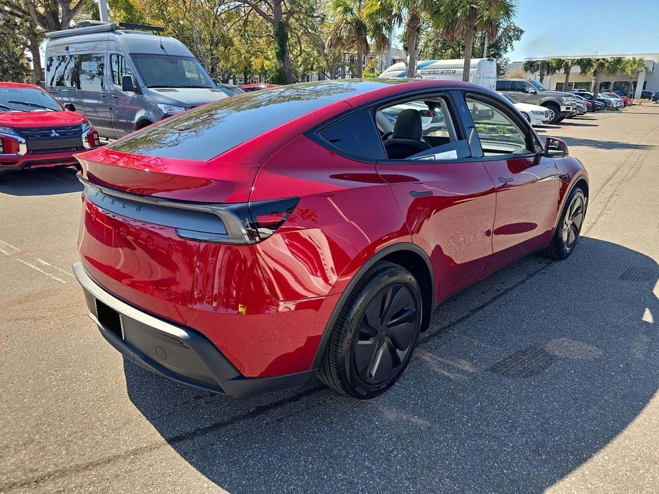 2026 Tesla Model Y - Image 3 of 18