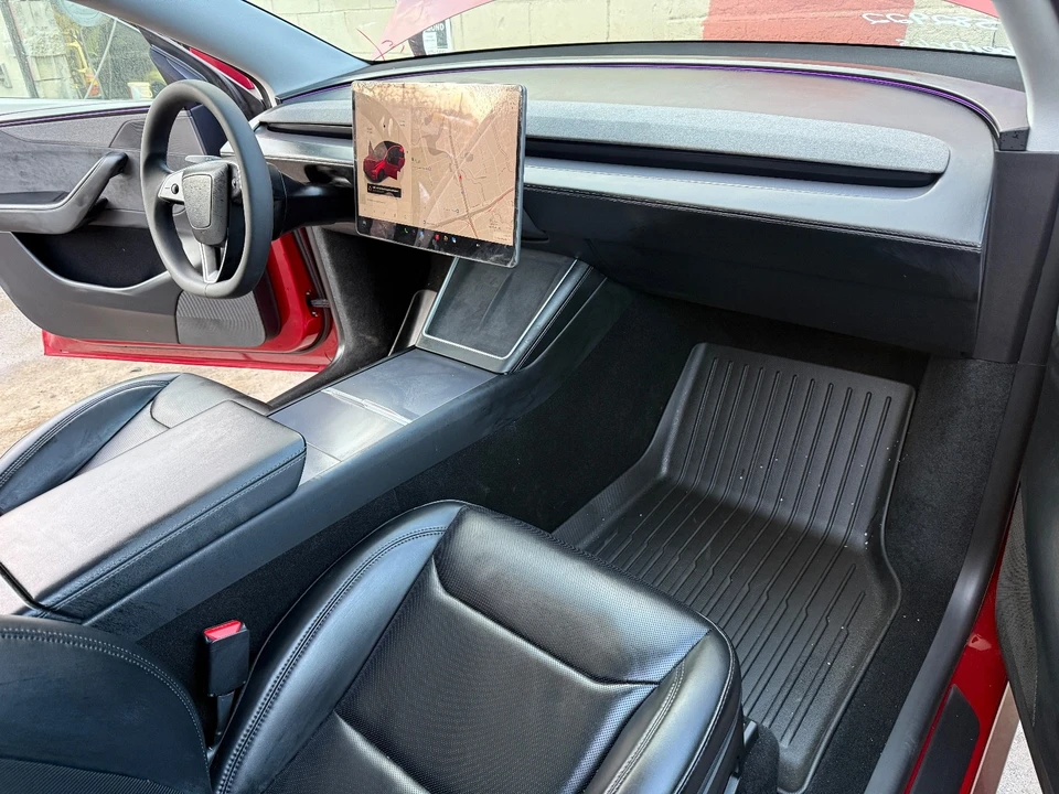 2026 Tesla Model Y - Image 13 of 18