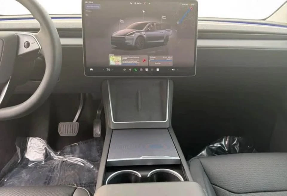 2026 Tesla Model Y - Image 4 of 6