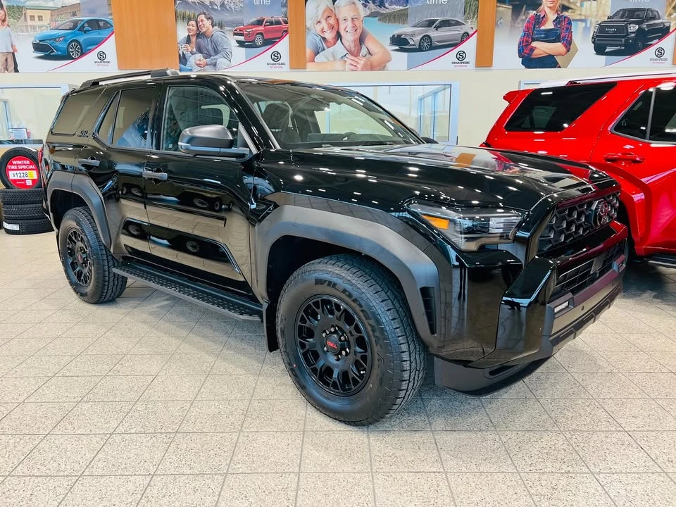 2026 Toyota 4Runner 6th Gen - Image 2 of 9