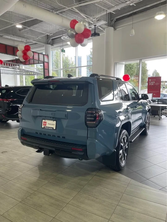 2026 Toyota 4Runner 6th Gen - Image 4 of 9