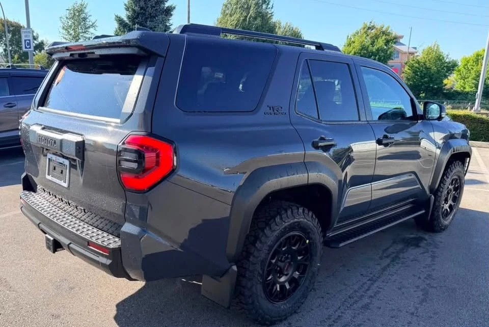 2026 Toyota 4Runner 6th Gen - Image 5 of 5