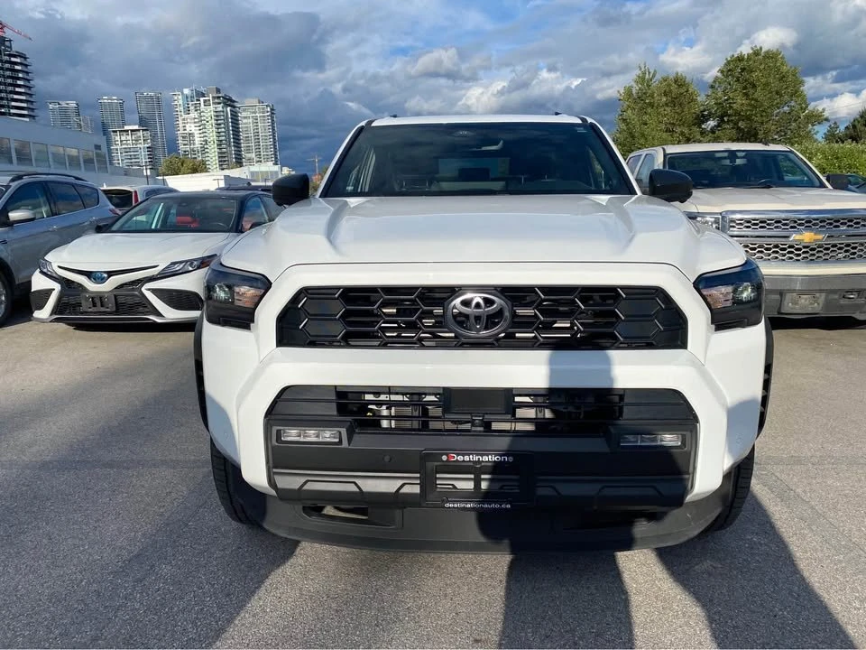2026 Toyota 4Runner 6th Gen - Image 7 of 9