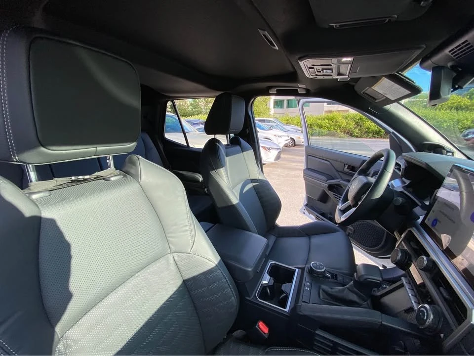 2026 Toyota 4Runner 6th Gen - Image 6 of 9