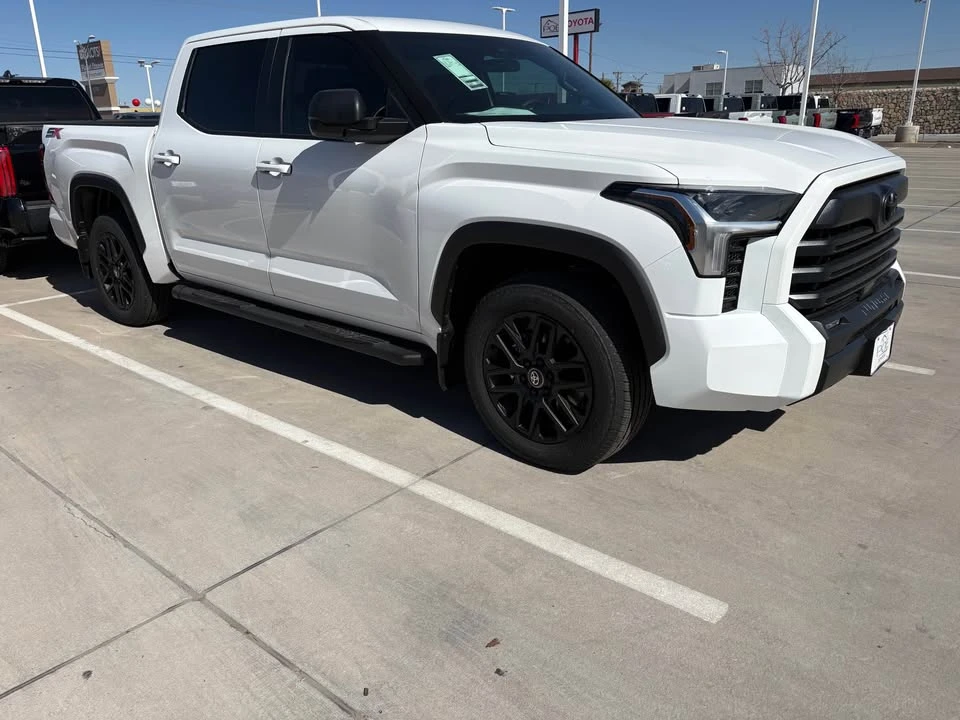 2026 Toyota 4Runner 6th Gen - Image 5 of 9