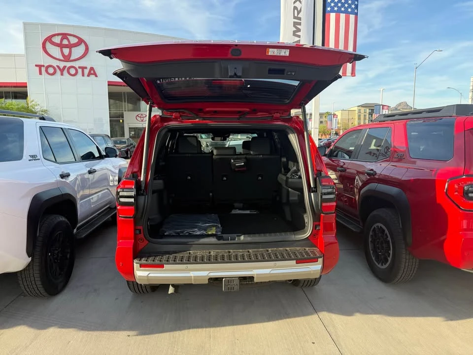 2026 Toyota 4Runner 6th Gen - Image 7 of 7