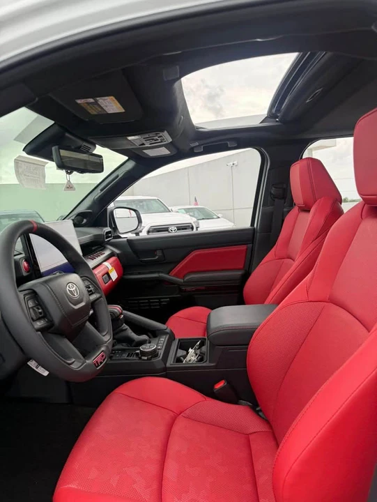 2026 Toyota 4Runner 6th Gen - Image 6 of 9