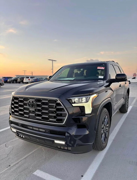 2026 Toyota 4Runner 6th Gen - Image 4 of 9