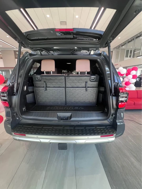 2026 Toyota 4Runner 6th Gen - Image 5 of 11