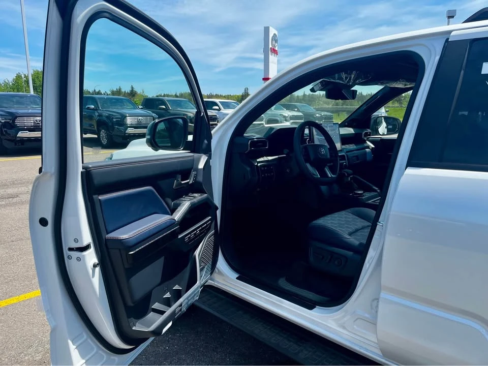 2026 Toyota 4Runner 6th Gen - Image 13 of 15