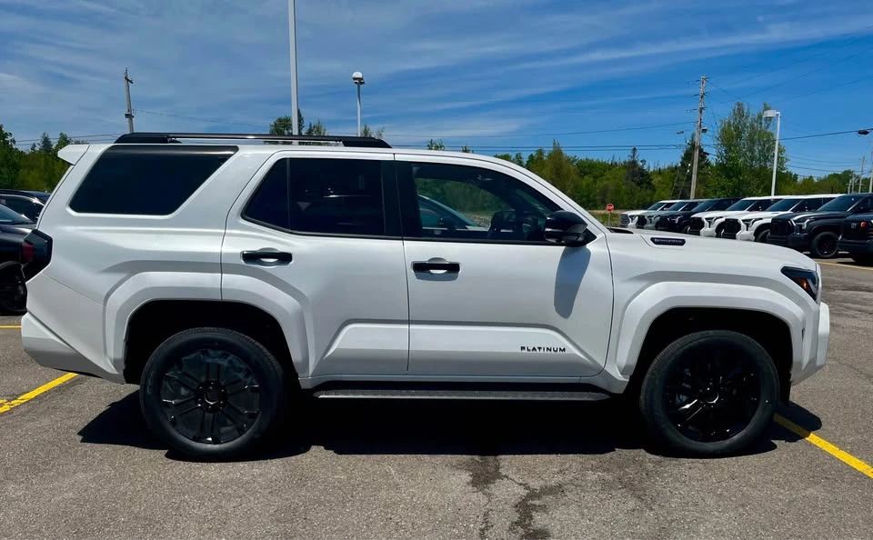 2026 Toyota 4Runner 6th Gen - Image 5 of 15