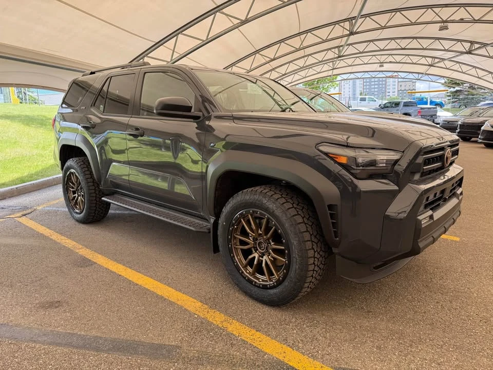 2026 Toyota 4Runner 6th Gen - Image 5 of 7
