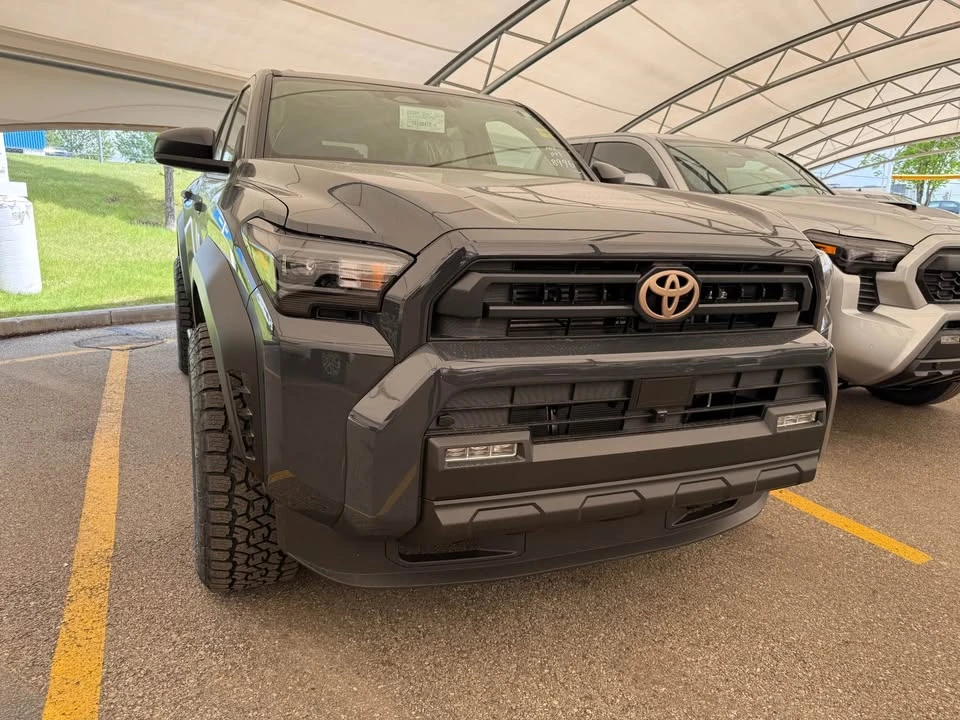 2026 Toyota 4Runner 6th Gen - Image 3 of 7