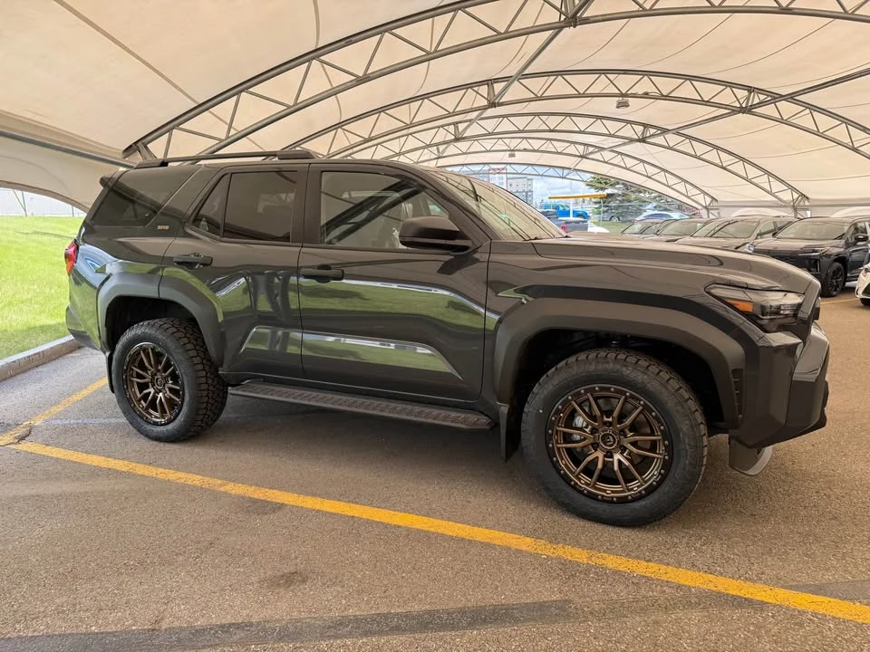 2026 Toyota 4Runner 6th Gen - Image 6 of 7