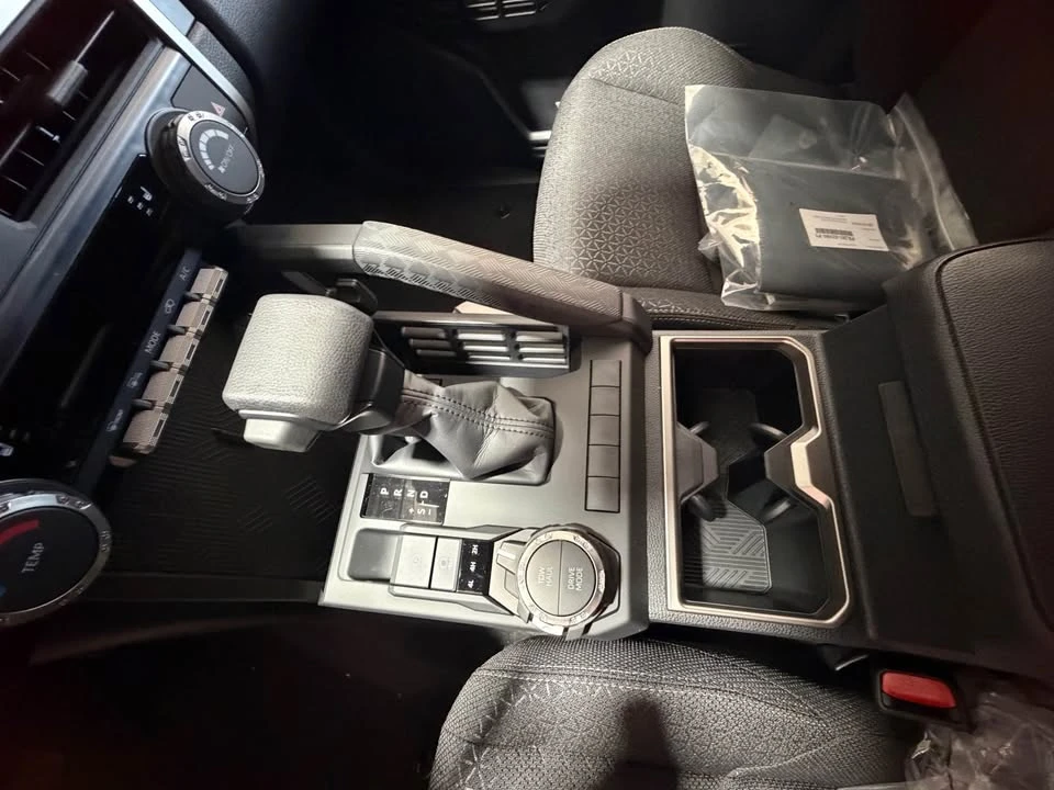 2026 Toyota 4Runner 6th Gen - Image 5 of 7