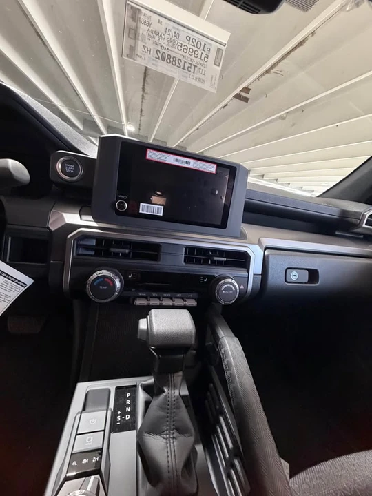 2026 Toyota 4Runner 6th Gen - Image 6 of 7