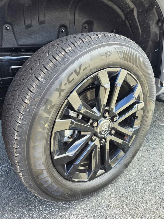 2026 Toyota 4Runner 6th Gen - Image 7 of 8