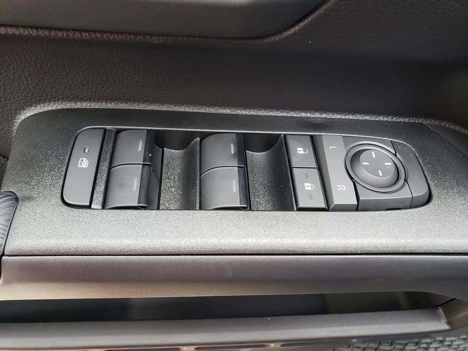2026 Toyota 4Runner 6th Gen - Image 13 of 20