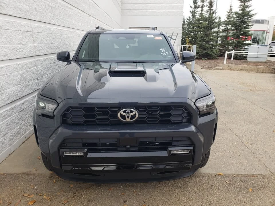 2026 Toyota 4Runner 6th Gen - Image 2 of 20