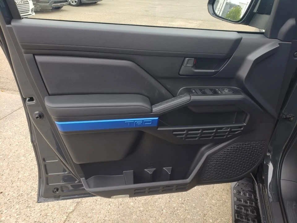 2026 Toyota 4Runner 6th Gen - Image 12 of 20
