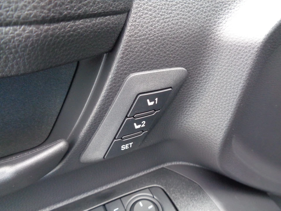 2026 Toyota 4Runner 6th Gen - Image 17 of 21